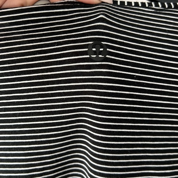 Lululemon black and white striped long sleeved shirt - Picture 4 of 4